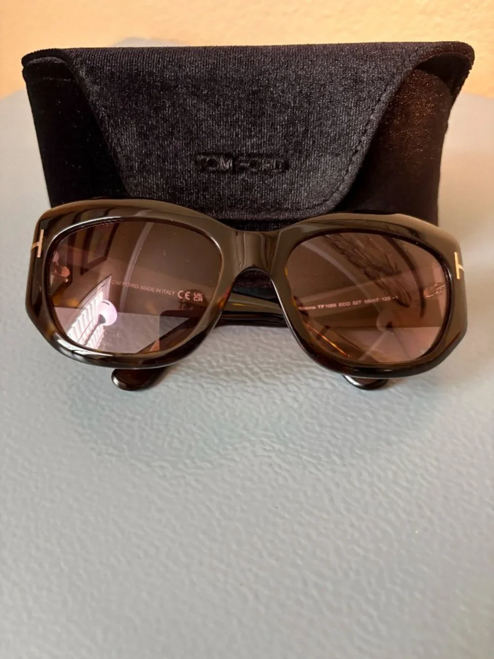 Tom Ford Brianna 55mm Gradient Cat-Eye Sunglasses- NEW in case